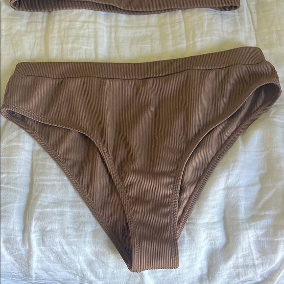 Brown Ribbed Bikini Set - Picture 4 of 5